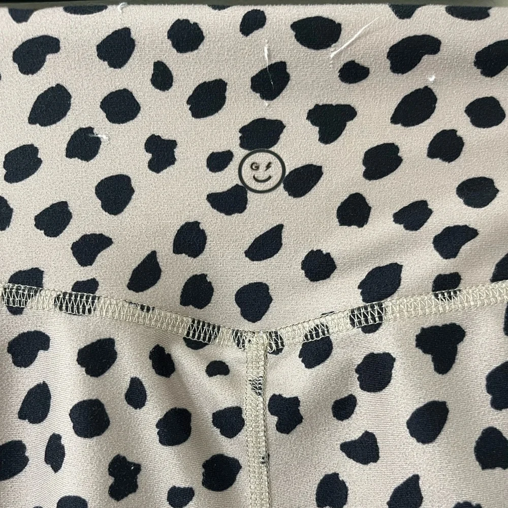 Gilly Hicks Find Your Happy Place Brown Leopard Print Pocket High Rise Leggings - Picture 11 of 12